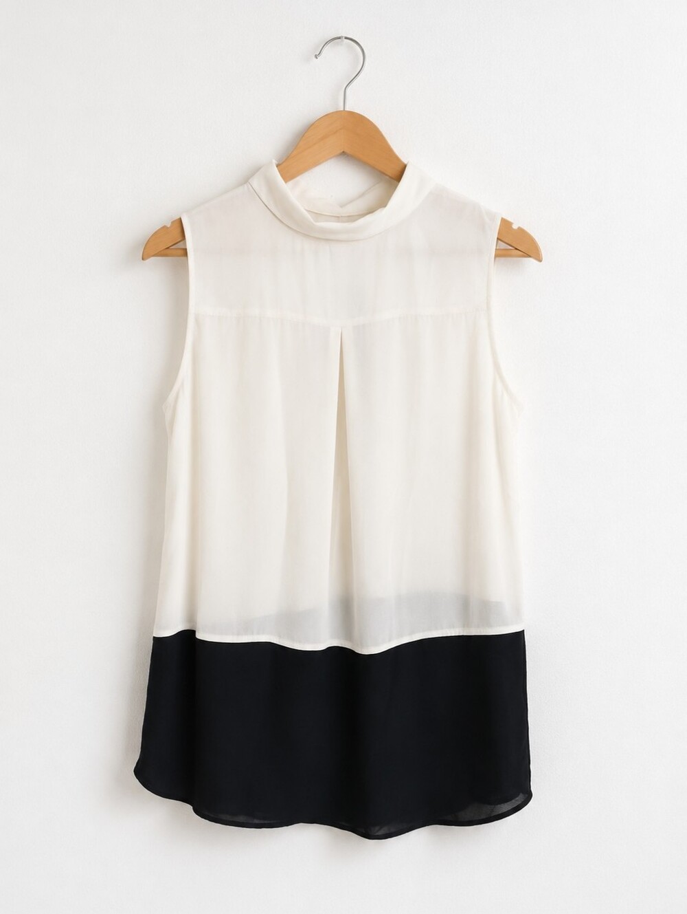 🩵 Colorblock Sheer Button Front - Picture 4 of 6